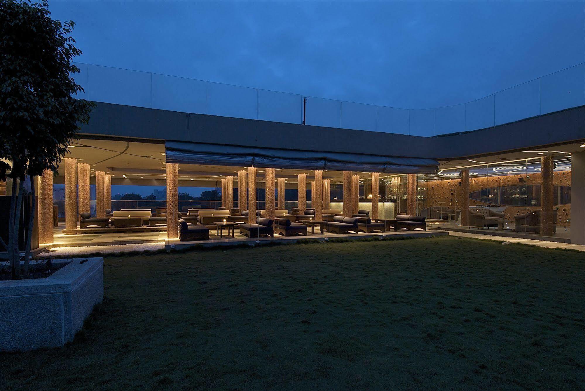 วิวันตา บาย ทัช - ไวท์ฟิลด์ บังกาลอร์ Hotel ภายนอก รูปภาพ